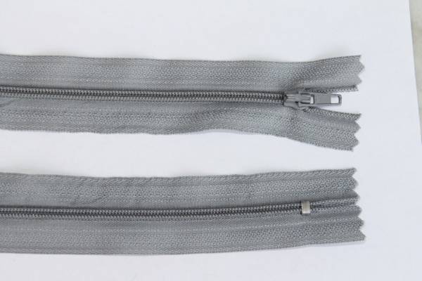 Reißverschluss  3mm Spirale für Innen-Taschen     Grau 528          20 cm